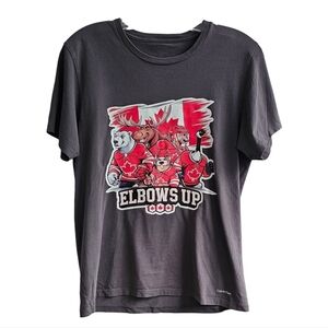 Team Canada Elbows Up Dark Grey Cotton T-shirt Beaver Moose Polar Bear women's M